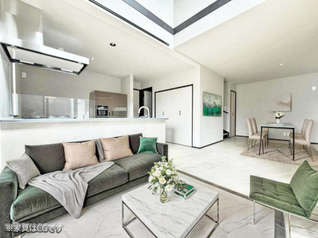 ���r���O ����