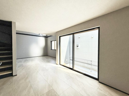 ���r���O �������V���v���������ґ�A��؂Ȑl�Ɖ߂����S���قǂ�����