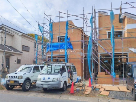 nOώʐ^ OρV炵n܂ꏊŁAƑJ[߂