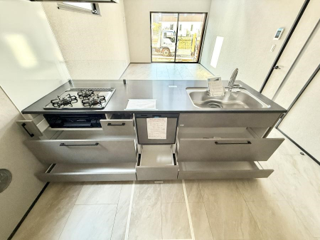 �L�b�`�� ����