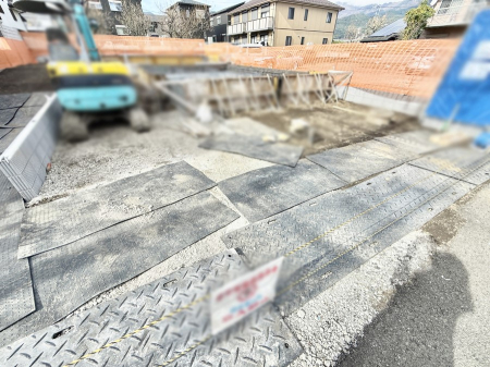 nOώʐ^ OρV炵n܂ꏊŁAƑJ[߂