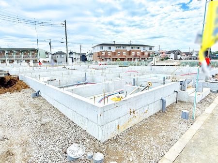 nOώʐ^ OρV炵n܂ꏊŁAƑJ[߂