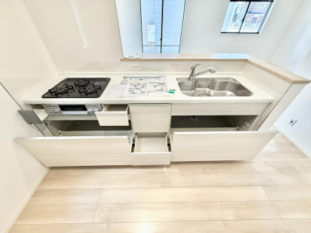 �L�b�`�� �������Ƒ����J��[�߂�A������̂���L�b�`��