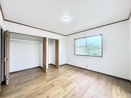 �Q�� ���������̔z�u��ʋC���̗ǂ��݌v�ŕ����̋�C�������炸�A��ɐV�N�ȋ�C������܂�