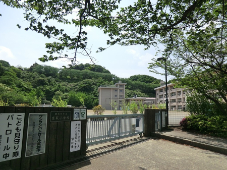 ���ӊ� ���w�Z 130m ���l�s����揬�w�Z