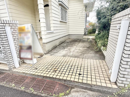  �O�ρ�����ɃJ�[�X�y�[�X������Ə�����܂�