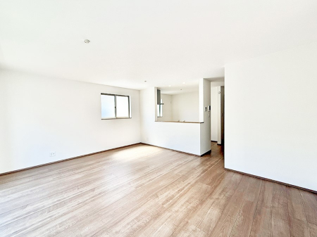 ���r���O ���������R�Ɖ�b�����܂��A�S�n�悢�ЂƂƂ�