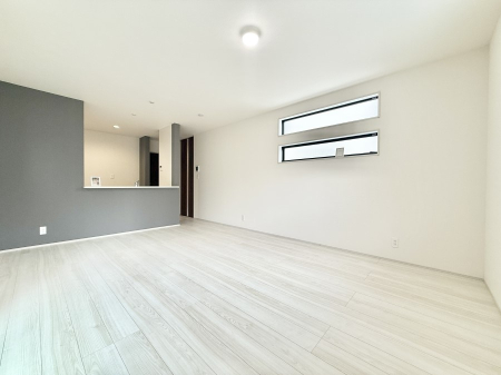 rO 났ƏΊ炪W܂AS܂郊rO