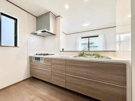 �L�b�`�� �������V���v���Ŕ������S�n�悢���Ԃ𐶂ރL�b�`�����