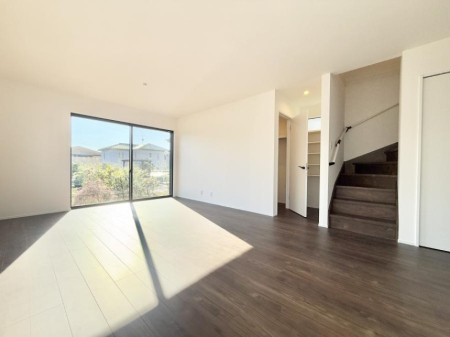 ���̑����� �������Ƒ��̏Ί炪���ӂ��A���났�̋��