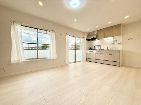 ���̑����� �������Ƒ��̏Ί炪���ӂ��A���났�̋��