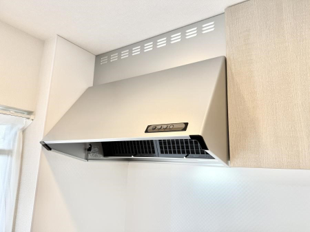 ���̑����� �ݔ����������̏��C����������C��ɗU������A�����I�ɔr�����ł��܂��B