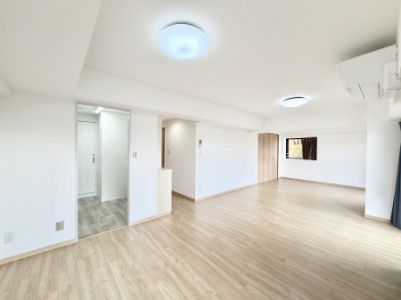 ���r���O ���������S�n�̂����A���z�̃��r���O