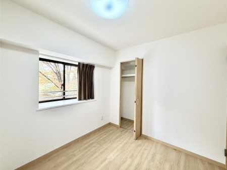 �Q�� ���������̔z�u��ʋC���̗ǂ��݌v�ŕ����̋�C�������炸�A��ɐV�N�ȋ�C������܂�