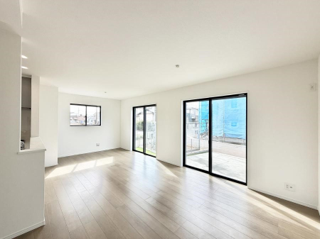 ���r���O �������V���v���������ґ�A��؂Ȑl�Ɖ߂����S���قǂ�����