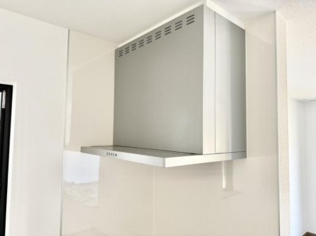 ���̑����� �ݔ����������̏��C����������C��ɗU������A�����I�ɔr�����ł��܂��B