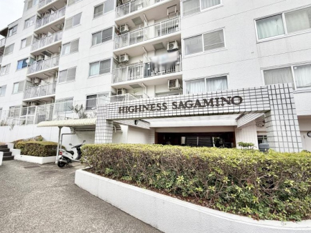 �G���g�����X �O�ρ��A�邽�тɈ��S����^���Ă����A���J�ɊǗ����ꂽ���L���