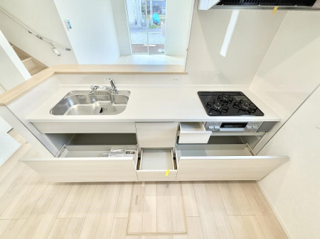 �L�b�`�� �����������������Ɗy�����Ȃ�A���K�ȃL�b�`�����