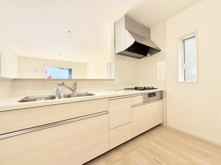 �L�b�`�� ���������y���݂ƐH�ׂ�K����͂���L�b�`��