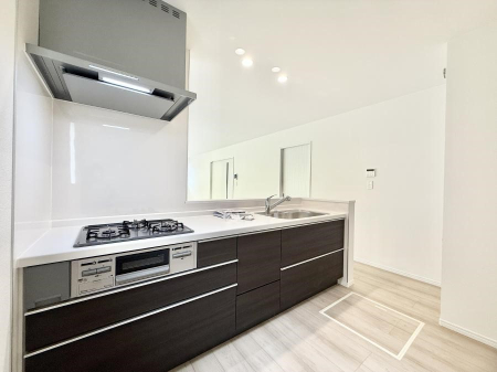 �L�b�`�� �����������������Ɗy�����Ȃ�A���K�ȃL�b�`�����