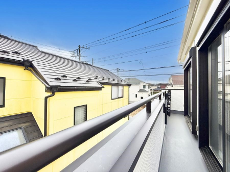 �o���R�j�[ ������ ���R��g�߂Ɋ�����A�J���I�ȃo���R�j�[