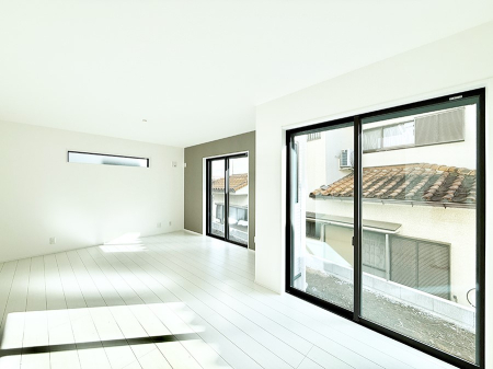 ���r���O ���������났�ƏΊ炪�W�܂�A�S���܂郊�r���O