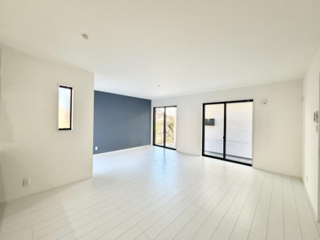 ���r���O ���������C�ɓ���̏ꏊ�ŁA�̂�т�Ƃ������Ԃ�