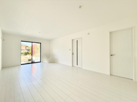 ���r���O ���������C�ɓ���̏ꏊ�ŁA�̂�т�Ƃ������Ԃ�