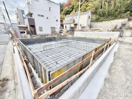 nOώʐ^ OρV炵n܂ꏊŁAƑJ[߂