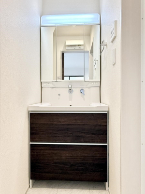 ʑEʏ 邢ʏ͖̎yłႢł