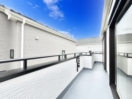 oRj[  G߂̈ڂ낢JIȋԂł