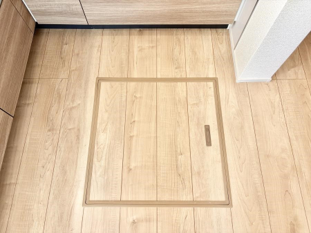 ̑ ݔBꂽ[Xy[XŉƑŜXbL