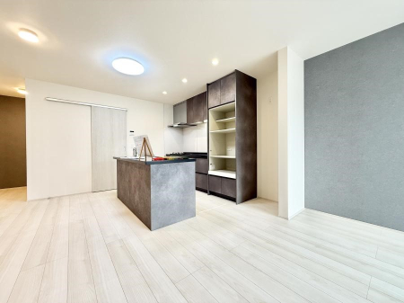 rO 났ƏΊ炪W܂AS܂郊rO