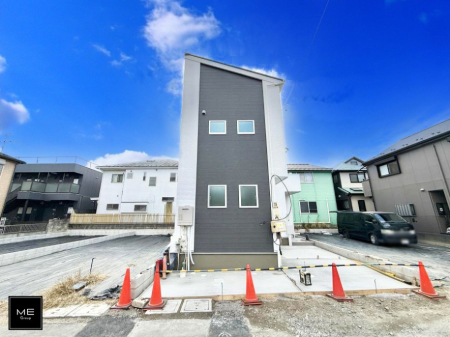 nOώʐ^ OρV炵n܂ꏊŁAƑJ[߂