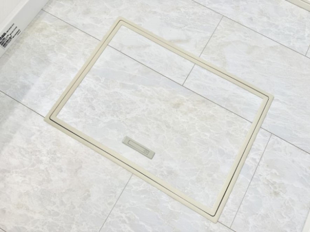 ̑ ݔBꂽ[Xy[XŉƑŜXbL