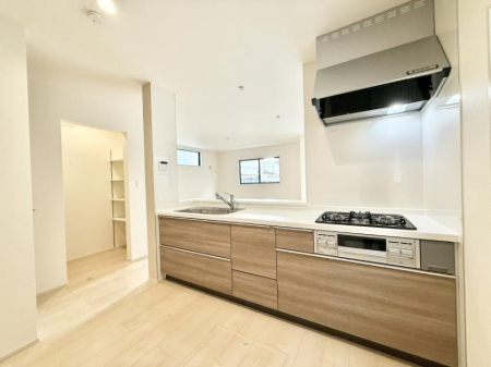 �L�b�`�� �������Ƒ����J��[�߂�A������̂���L�b�`��