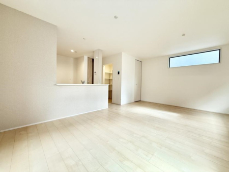 ���r���O ���������났�ƏΊ炪�W�܂�A�S���܂郊�r���O