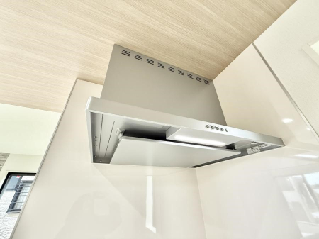 ���̑����� �ݔ����������̏��C����������C��ɗU������A�����I�ɔr�����ł��܂��B