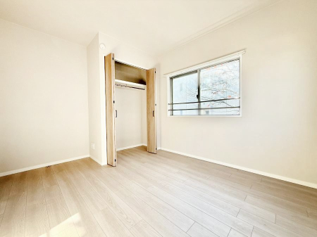 �Q�� ���������̔z�u��ʋC���̗ǂ��݌v�ŕ����̋�C�������炸�A��ɐV�N�ȋ�C������܂�