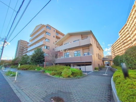 nOώʐ^ OρV炵n܂ꏊŁAƑJ[߂