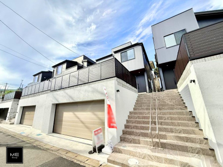 nOώʐ^ OρV炵n܂ꏊŁAƑJ[߂