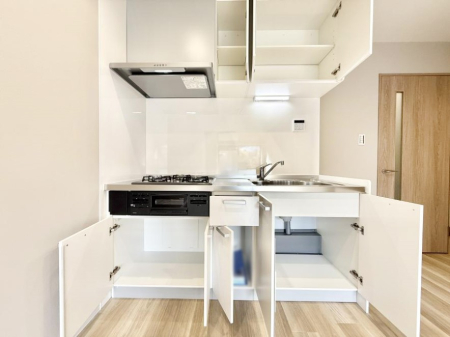 �L�b�`�� �������Ƒ����J��[�߂�A������̂���L�b�`��