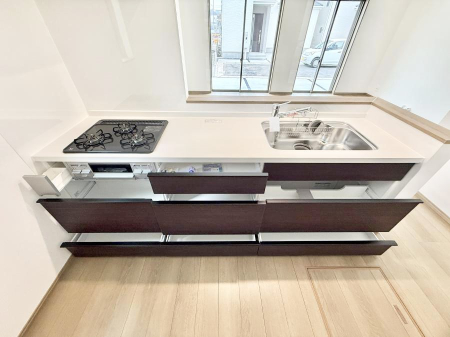 �L�b�`�� �������Ƒ����J��[�߂�A������̂���L�b�`��