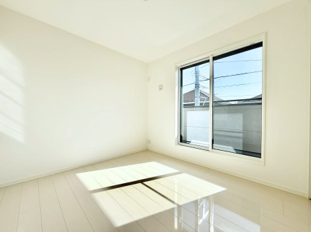 �Q�� ���������̔z�u��ʋC���̗ǂ��݌v�ŕ����̋�C�������炸�A��ɐV�N�ȋ�C������܂�