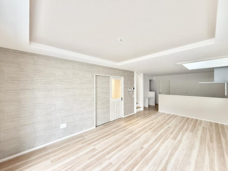 rO 났ƏΊ炪W܂AS܂郊rO