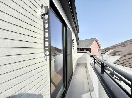 �o���R�j�[ ������ �G�߂̈ڂ낢����������J���I�ȋ�Ԃł�