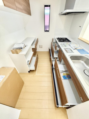 �L�b�`�� �����������������Ɗy�����Ȃ�A���K�ȃL�b�`�����