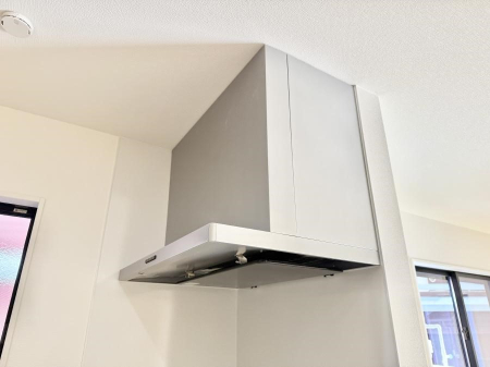 ���̑����� �ݔ����������̏��C����������C��ɗU������A�����I�ɔr�����ł��܂��B