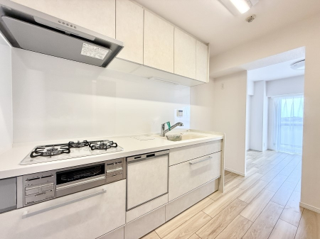 �L�b�`�� �������V���v���Ŕ������S�n�悢���Ԃ𐶂ރL�b�`�����