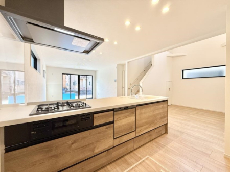 �L�b�`�� �������Ƒ����J��[�߂�A������̂���L�b�`��